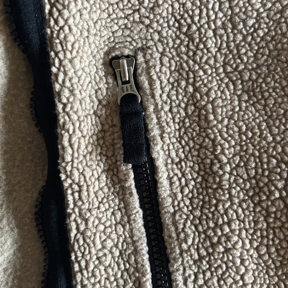 gap vest - Picture 2 of 3